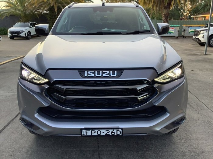 2022 Isuzu MU-X LS-T