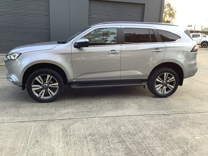 2022 Isuzu MU-X LS-T