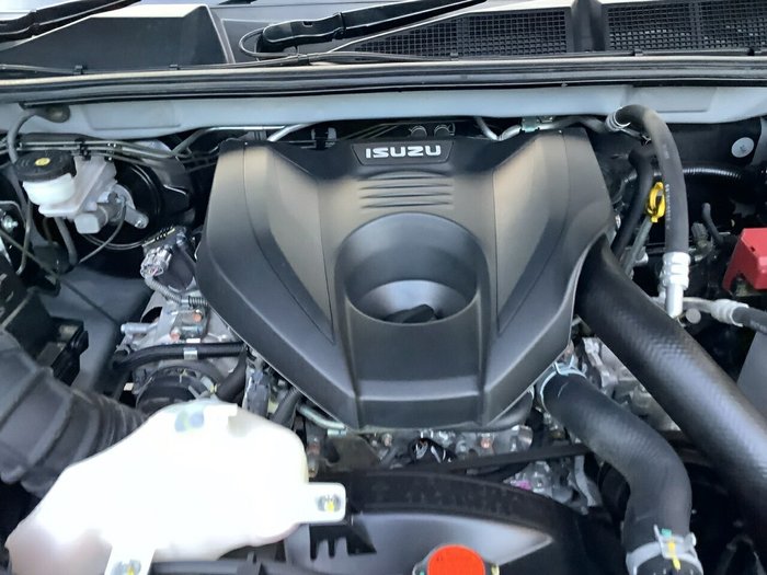 2022 Isuzu MU-X LS-T