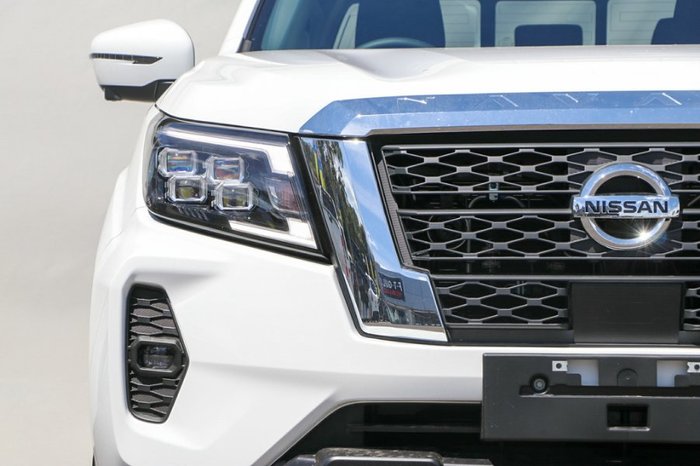 2025 Nissan Navara ST-X DUAL CAB