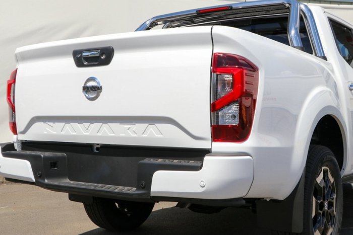 2025 Nissan Navara ST-X DUAL CAB