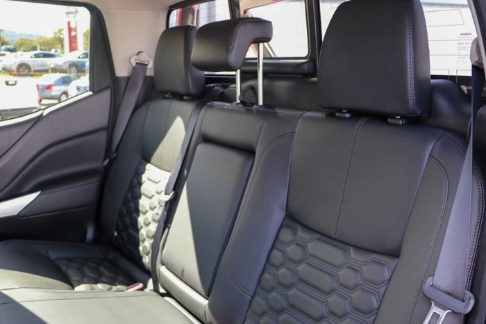 2025 Nissan Navara ST-X DUAL CAB