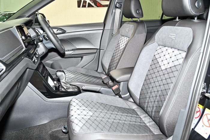 2025 Volkswagen T-Cross 85TSI R-Line