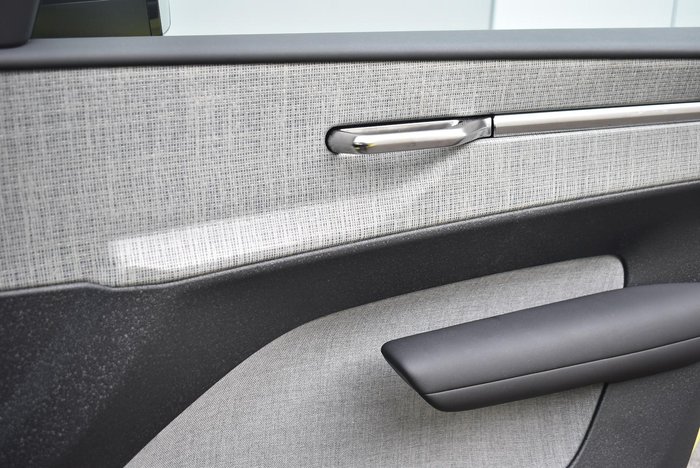 2023 Volvo EX30 Single Motor Extended Range Ultra MY24 Moss Yellow