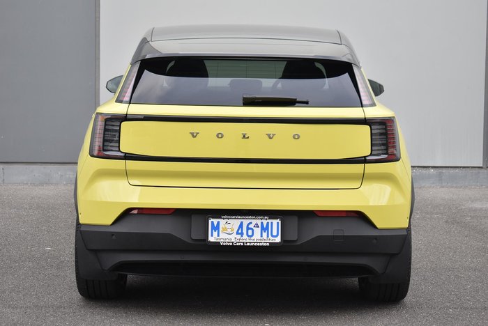 2023 Volvo EX30 Single Motor Extended Range Ultra MY24 Moss Yellow