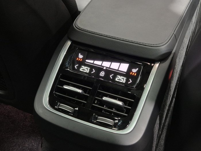 2023 Volvo XC90 Ultimate B5 Bright MY24 AWD Crystal White