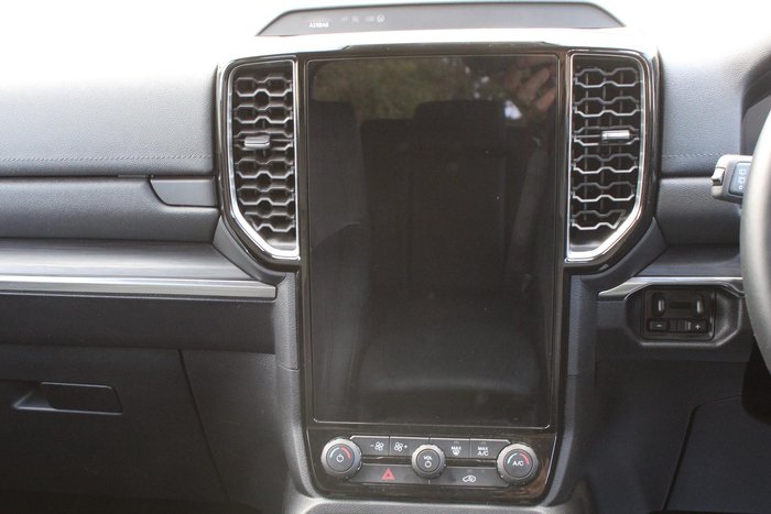 2025 Ford Everest Trend