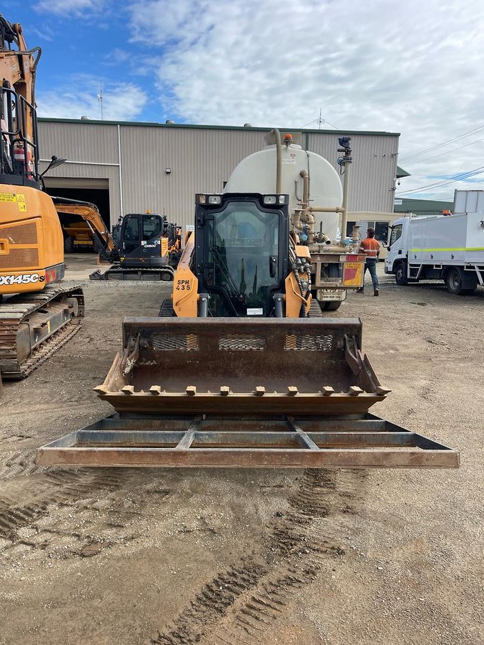 2022 CASE Tr310b