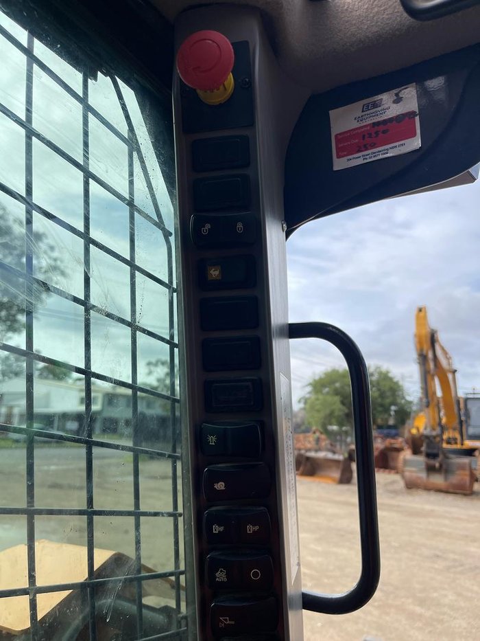 2022 CASE Tr310b
