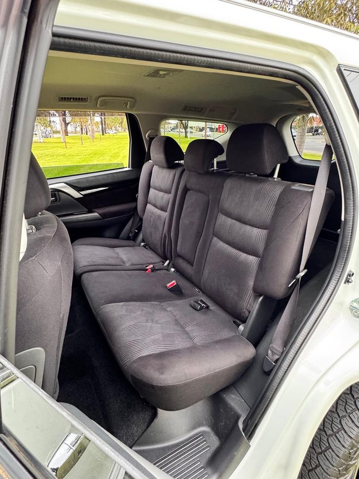 2016 Mitsubishi Pajero Sport GLX QE MY16 4X4 Dual Range White