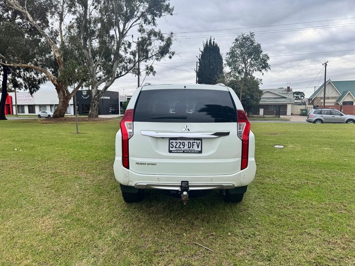 2016 Mitsubishi Pajero Sport GLX QE MY16 4X4 Dual Range White