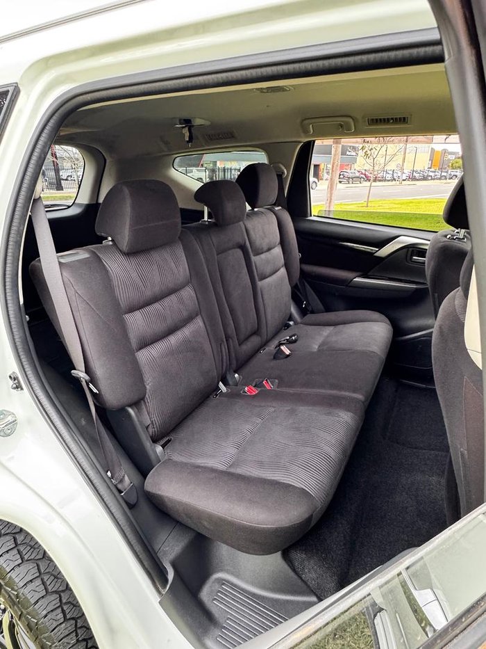2016 Mitsubishi Pajero Sport GLX QE MY16 4X4 Dual Range White