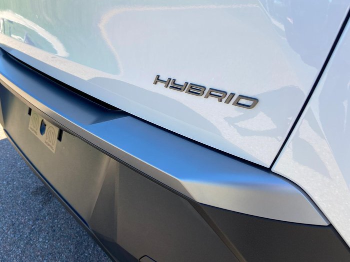 2024 Peugeot 3008 Allure Hybrid P64 MY25 Okenite White