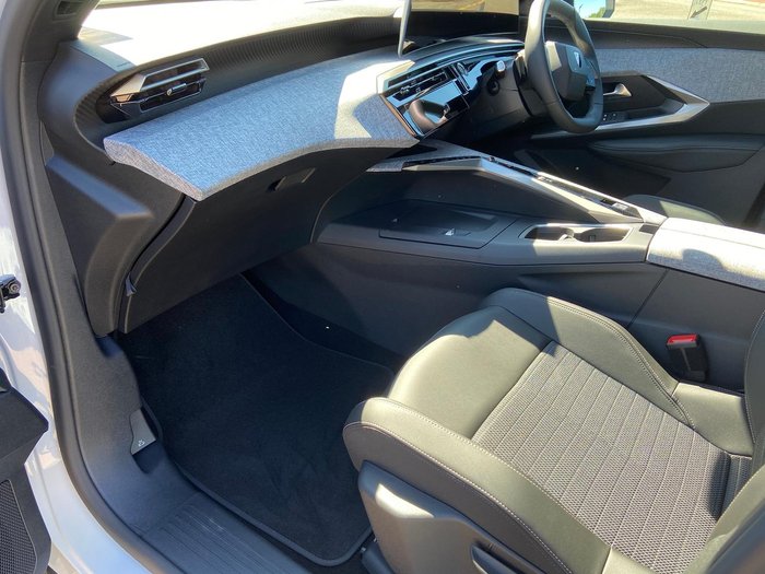 2024 Peugeot 3008 Allure Hybrid P64 MY25 Okenite White