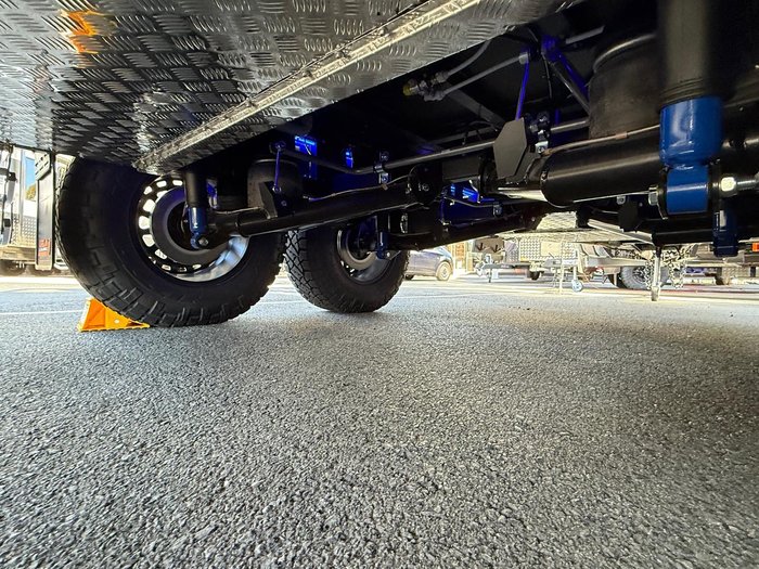 2025 Urban Caravans Skt