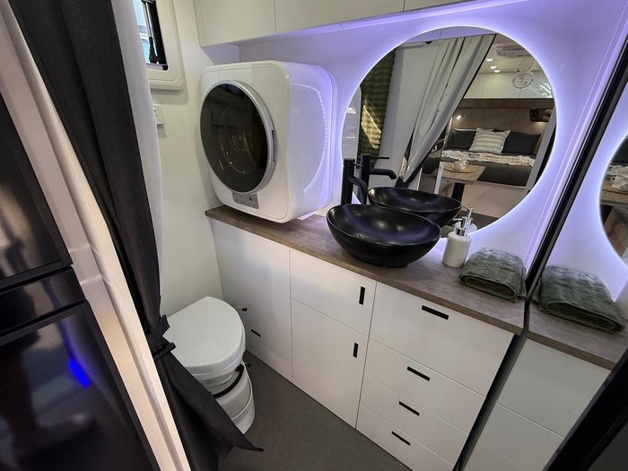 2025 Urban Caravans Skt