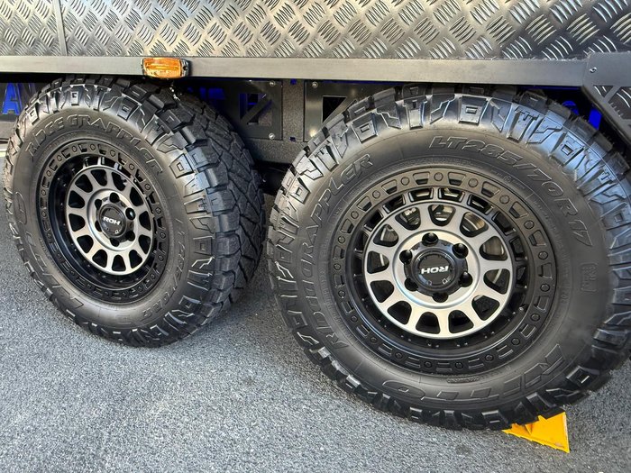 2025 Urban Caravans Skt