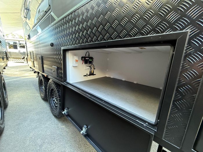 2025 Urban Caravans Skt