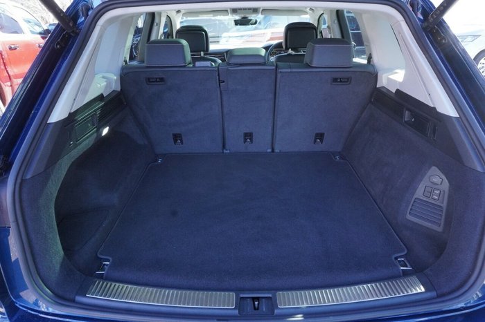 2022 Volkswagen Touareg 210TDI Elegance
