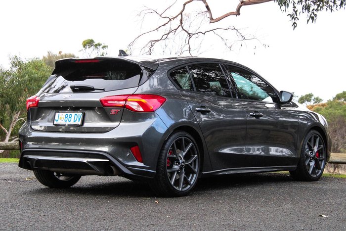 2020 Ford Focus ST