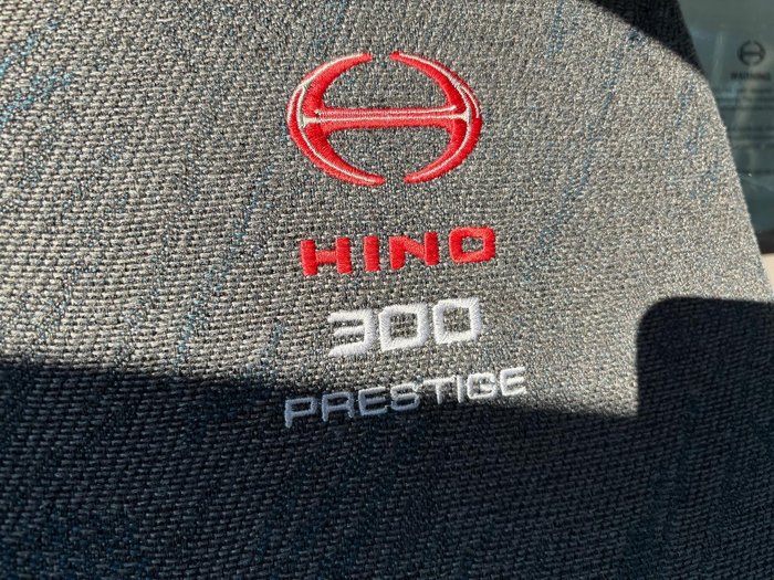 2010 Hino 300 Series 616 Short