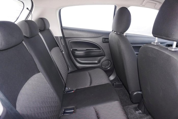 2021 Mitsubishi Mirage ES
