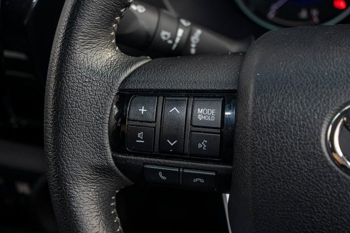 2019 Toyota Hilux SR5
