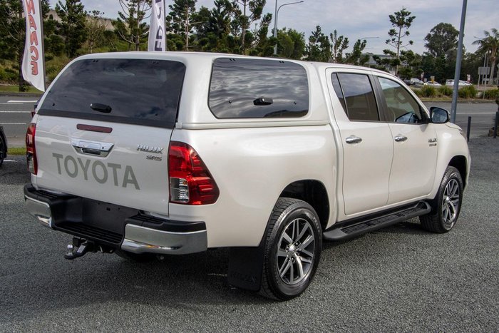 2019 Toyota Hilux SR5