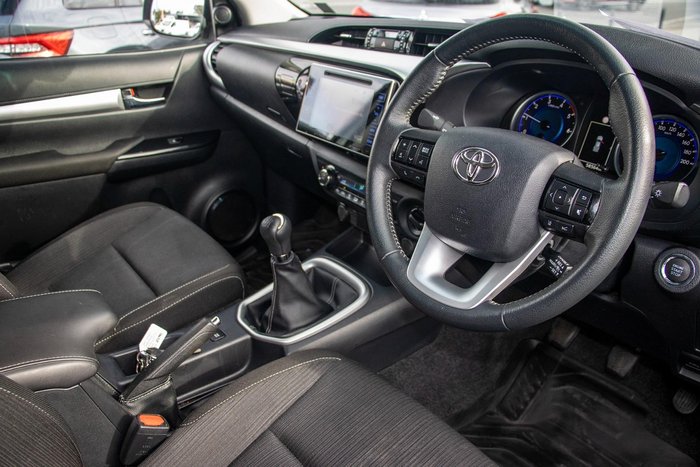 2019 Toyota Hilux SR5