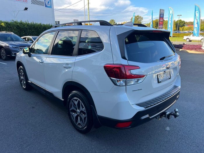 2020 Subaru Forester 2.5i