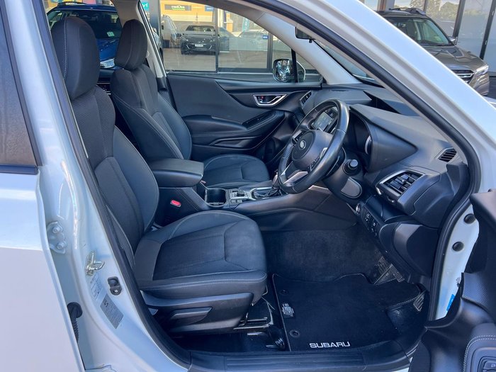 2020 Subaru Forester 2.5i