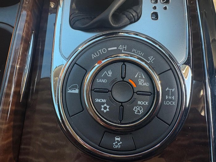 2021 Nissan Patrol Ti-L