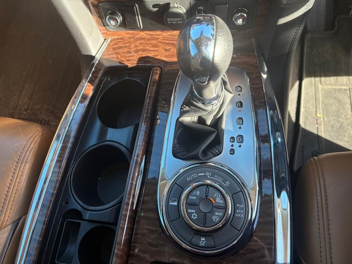 2021 Nissan Patrol Ti-L