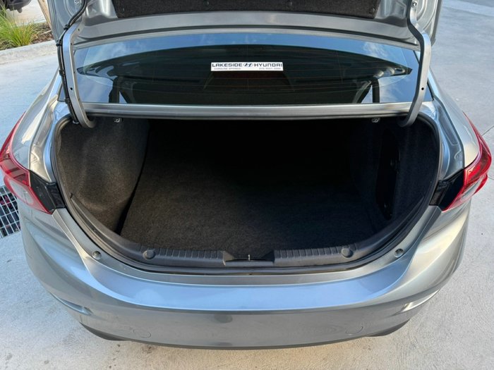 2014 Mazda 3 Neo