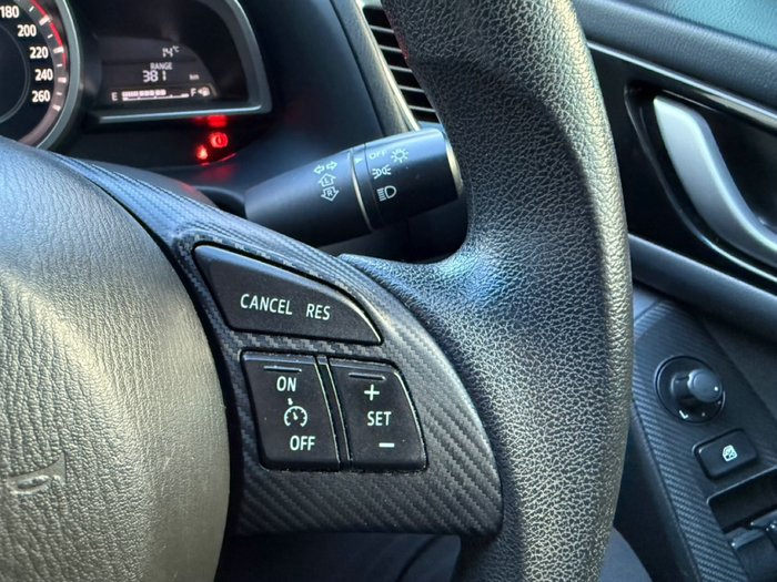 2014 Mazda 3 Neo