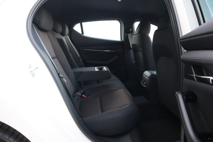 2025 Mazda 3 G20 Evolve