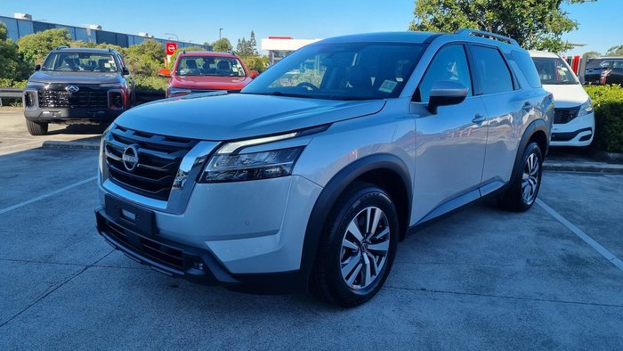 2022 Nissan Pathfinder Ti