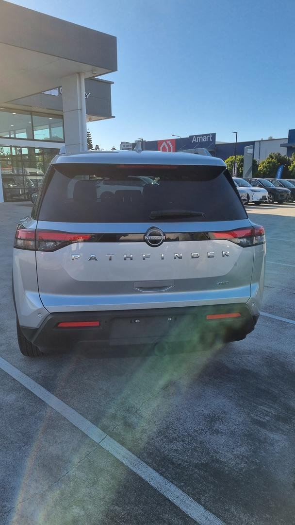 2022 Nissan Pathfinder Ti