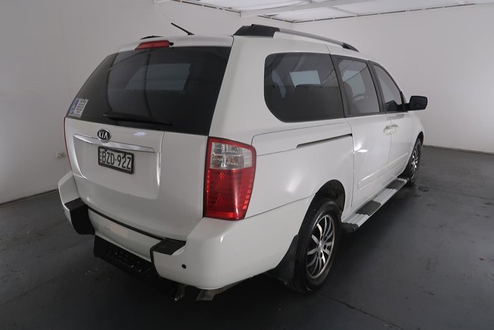 2011 Kia Grand Carnival SLi VQ MY12 Clear White