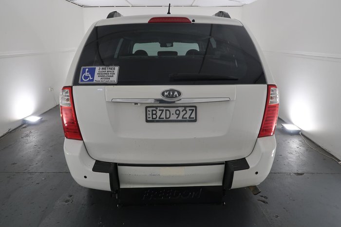 2011 Kia Grand Carnival SLi VQ MY12 Clear White