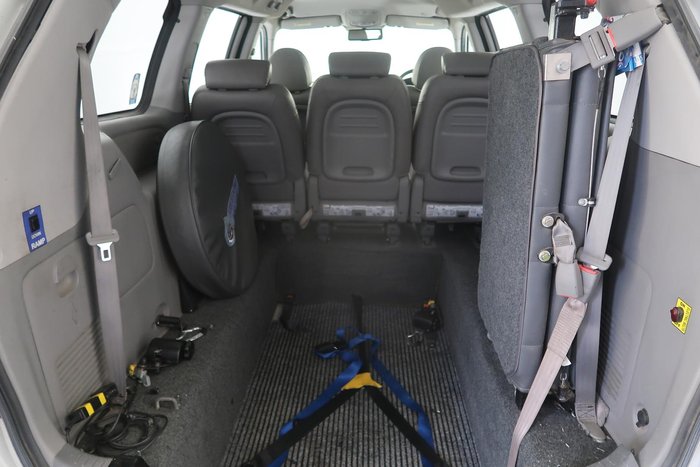 2011 Kia Grand Carnival SLi VQ MY12 Clear White