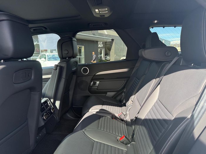 2025 Land Rover Discovery D350 Dynamic SE Series 5 MY25 4X4 Fuji White