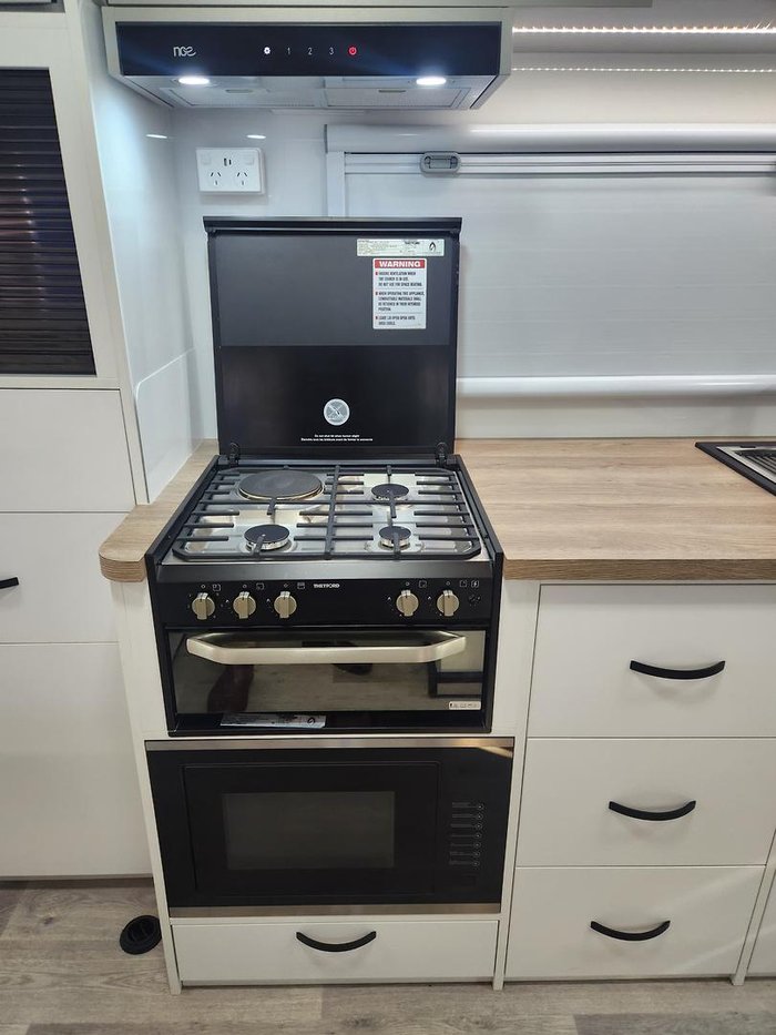 2023 Paradise MotorHomes INSPIRATION CLUB DELUXE (PRICE REDUCED)
