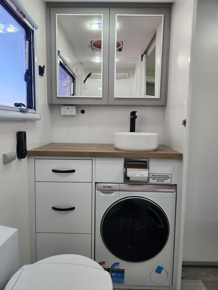 2023 Paradise MotorHomes INSPIRATION CLUB DELUXE (PRICE REDUCED)