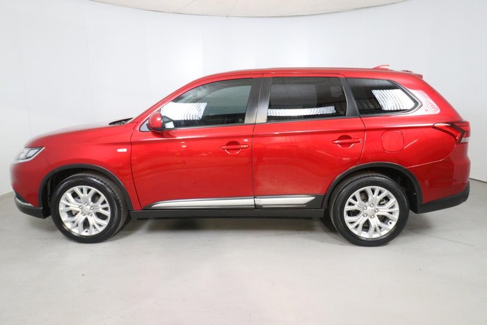 2021 Mitsubishi Outlander ES
