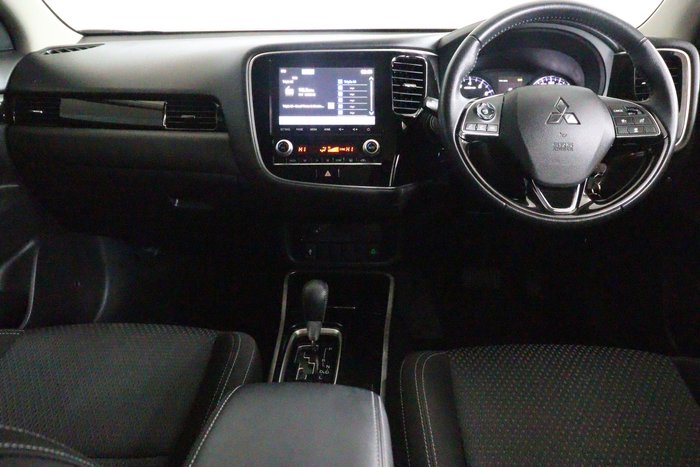2021 Mitsubishi Outlander ES