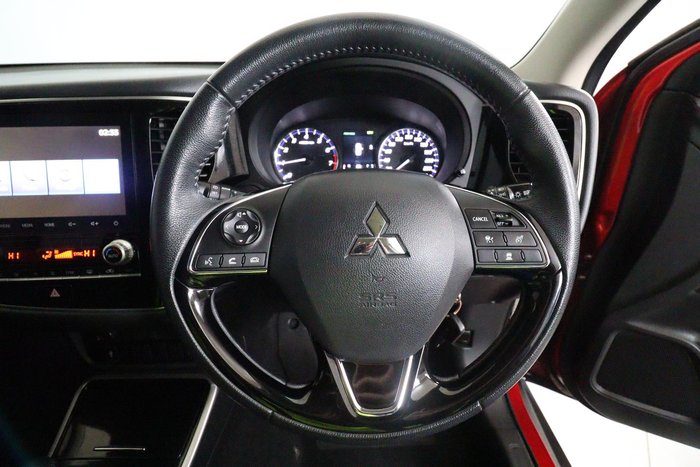 2021 Mitsubishi Outlander ES