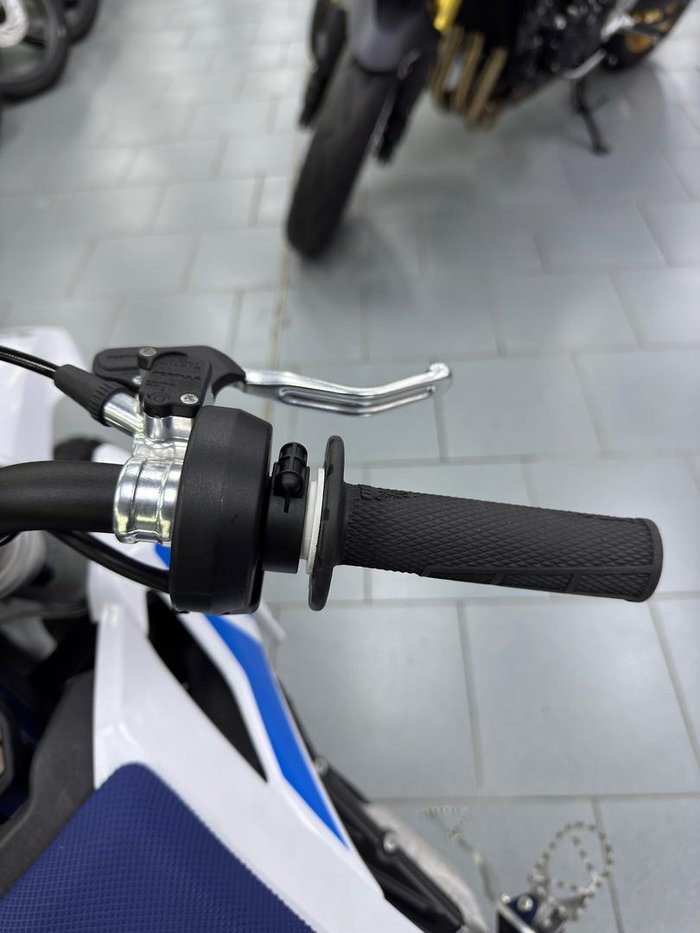 2020 Husqvarna EE 5 EE White