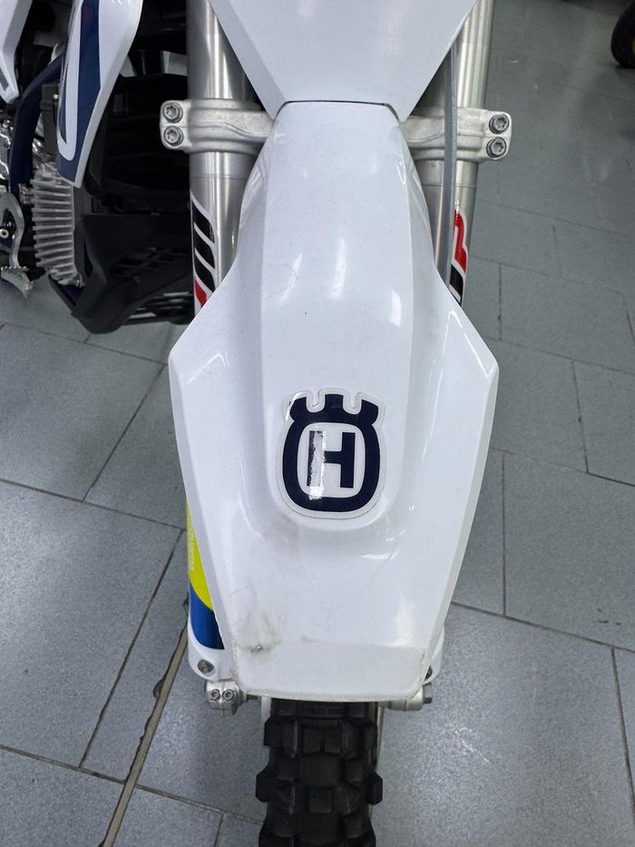2020 Husqvarna EE 5 EE White
