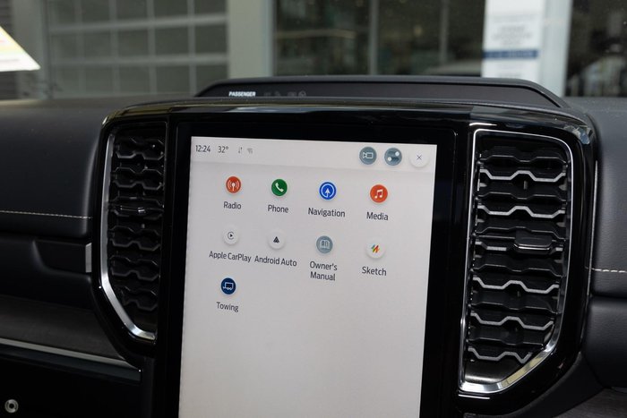 2025 Ford Everest Platinum